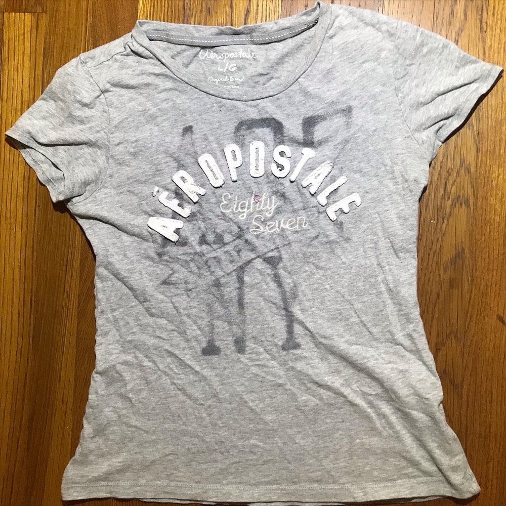 Gray Aeropostale Tee - like new